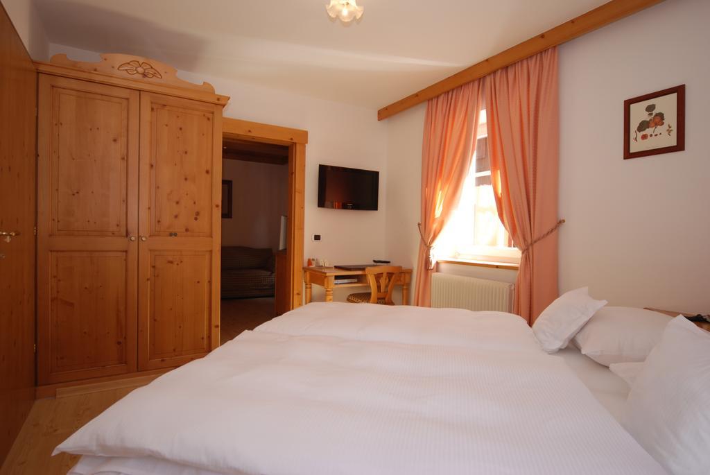 Hotel Central Hotel 4*