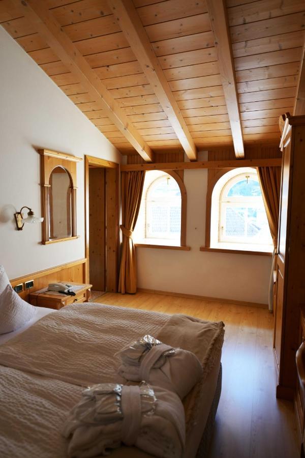 Hotel Central Hotel 4*