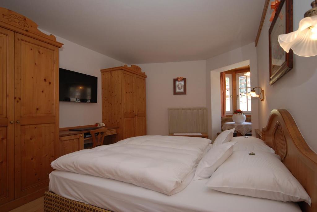 Central Hotel Hotel 4*