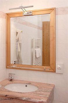 Hotel Central Hotel 4*