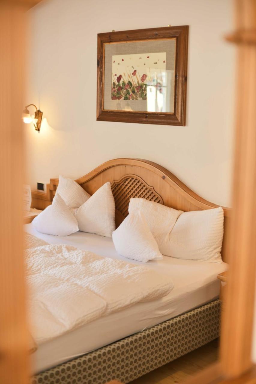 Central Hotel 4*